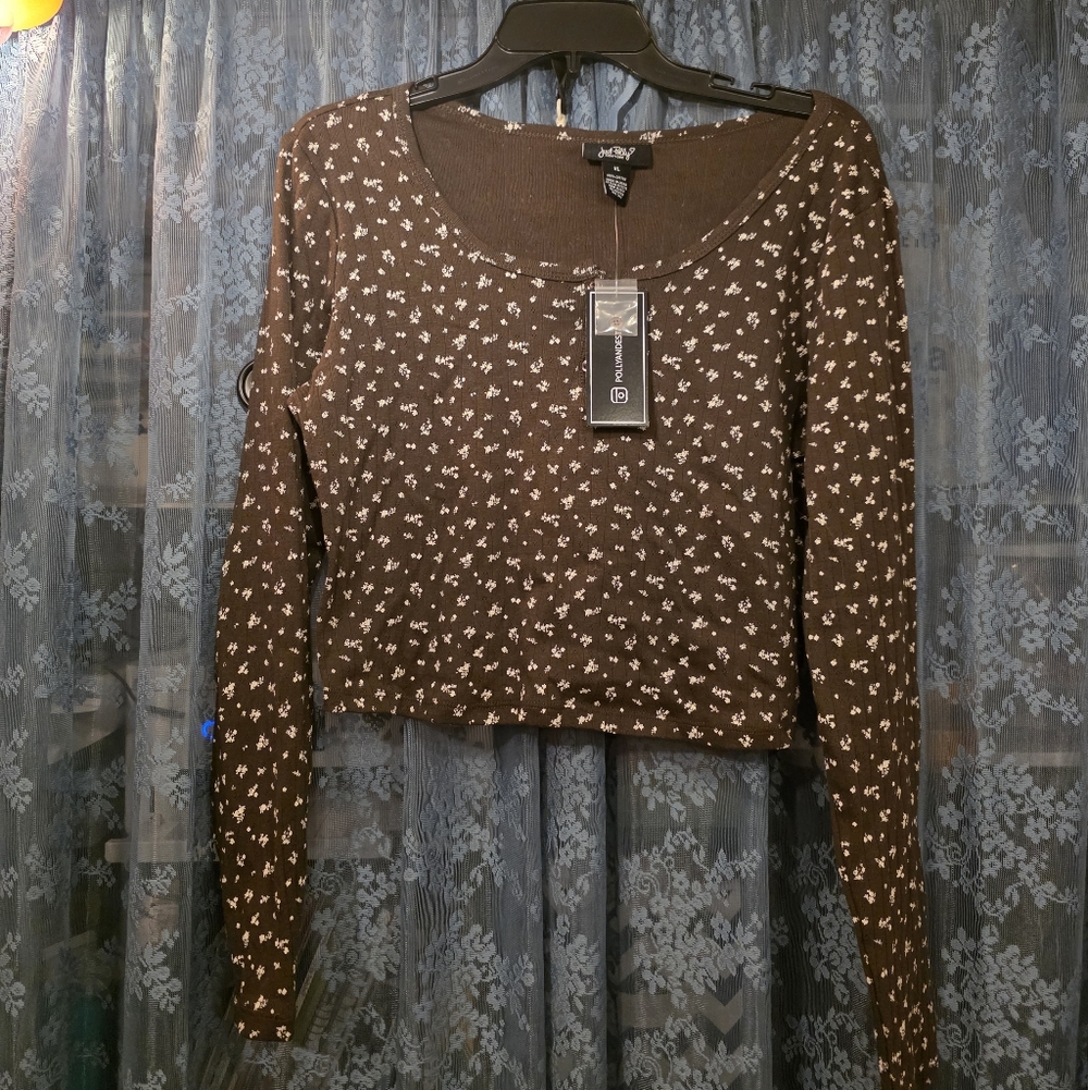 Cropped Chocolate Floral Long Sleeve Top